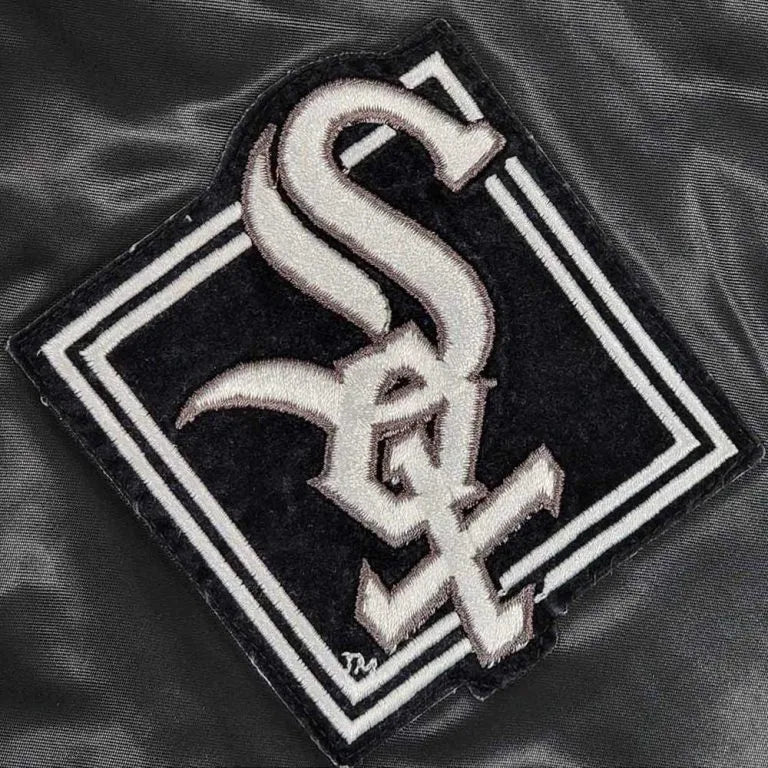 Chicago White Sox 80s Full-Snap Bomber Black Satin Men's Jacket